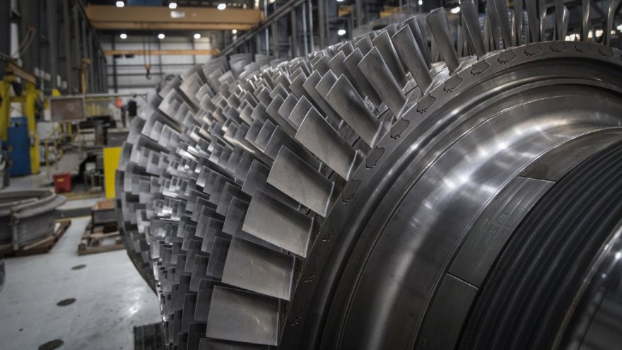 Riparazione della flangia che perde la turbina a gas